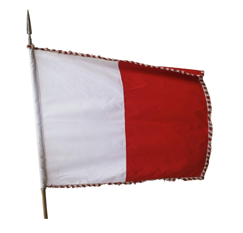 Bandiera del Comune dimezzata di bianco e rosso